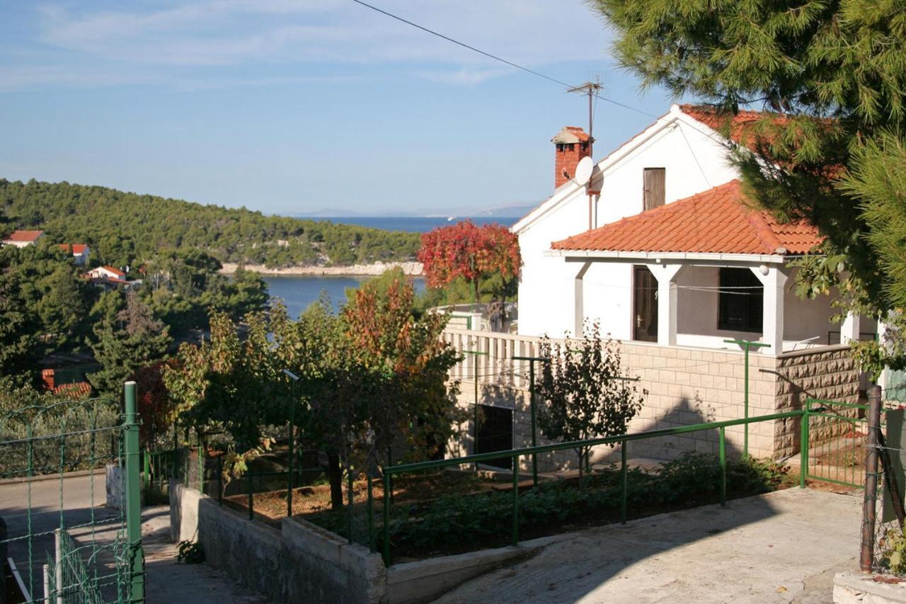 Apartments By The Sea Splitska, Brac - 2923 Postira Exterior foto