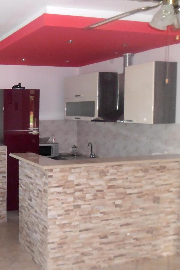 Apartments By The Sea Splitska, Brac - 2923 Postira Exterior foto